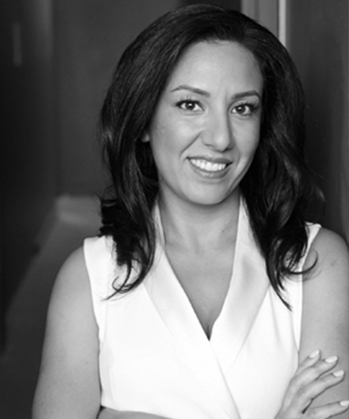 Clinical Mastery Black and White Faculty Headshot of Nada Albatish